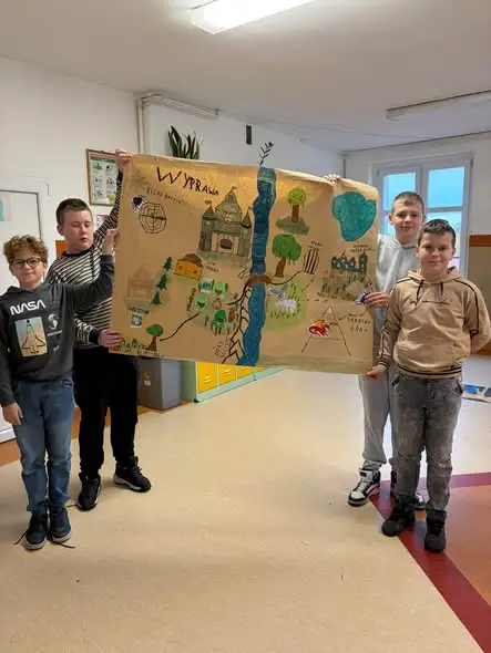 Szóstoklasiści z 6b tworzą trasę podróży Bilba Bagginsa