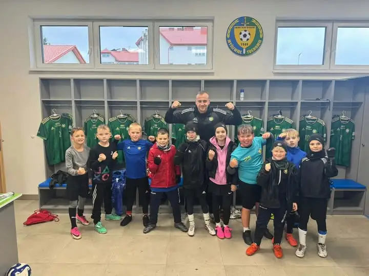 Juniorzy rocznik 2017 z trzema zwycięstwami w turnieju w Tuchomiu