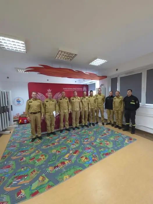 Strażak z Bytowa nagrodzony za bohaterską postawę poza służbą