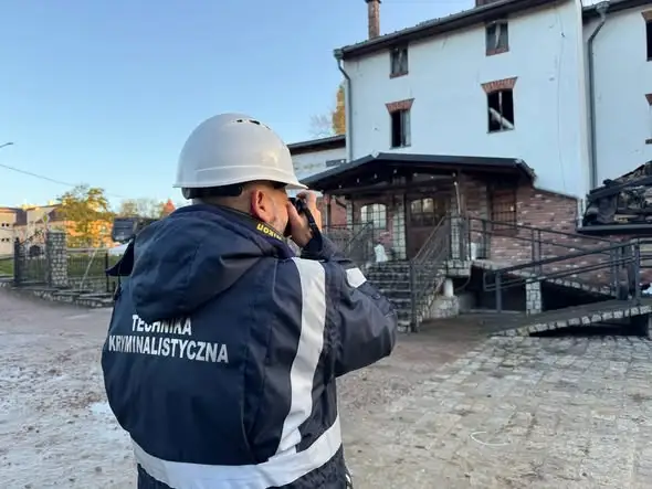 Bytów: śledczy badają przyczyny pożaru restauracji przy ul. Wolności